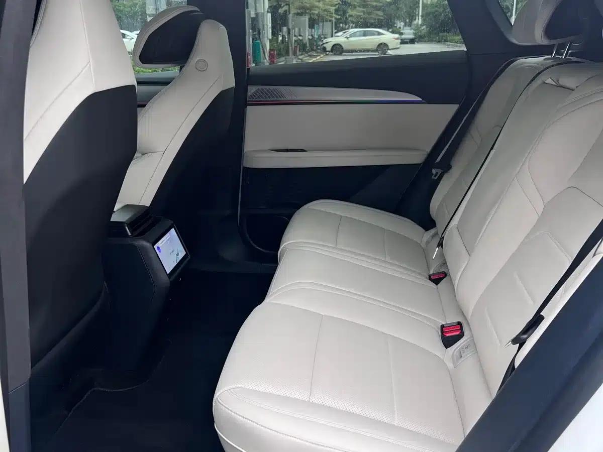 2024 Model X6 01 (Facelift) Max Long Range Edition — миниатюра 13