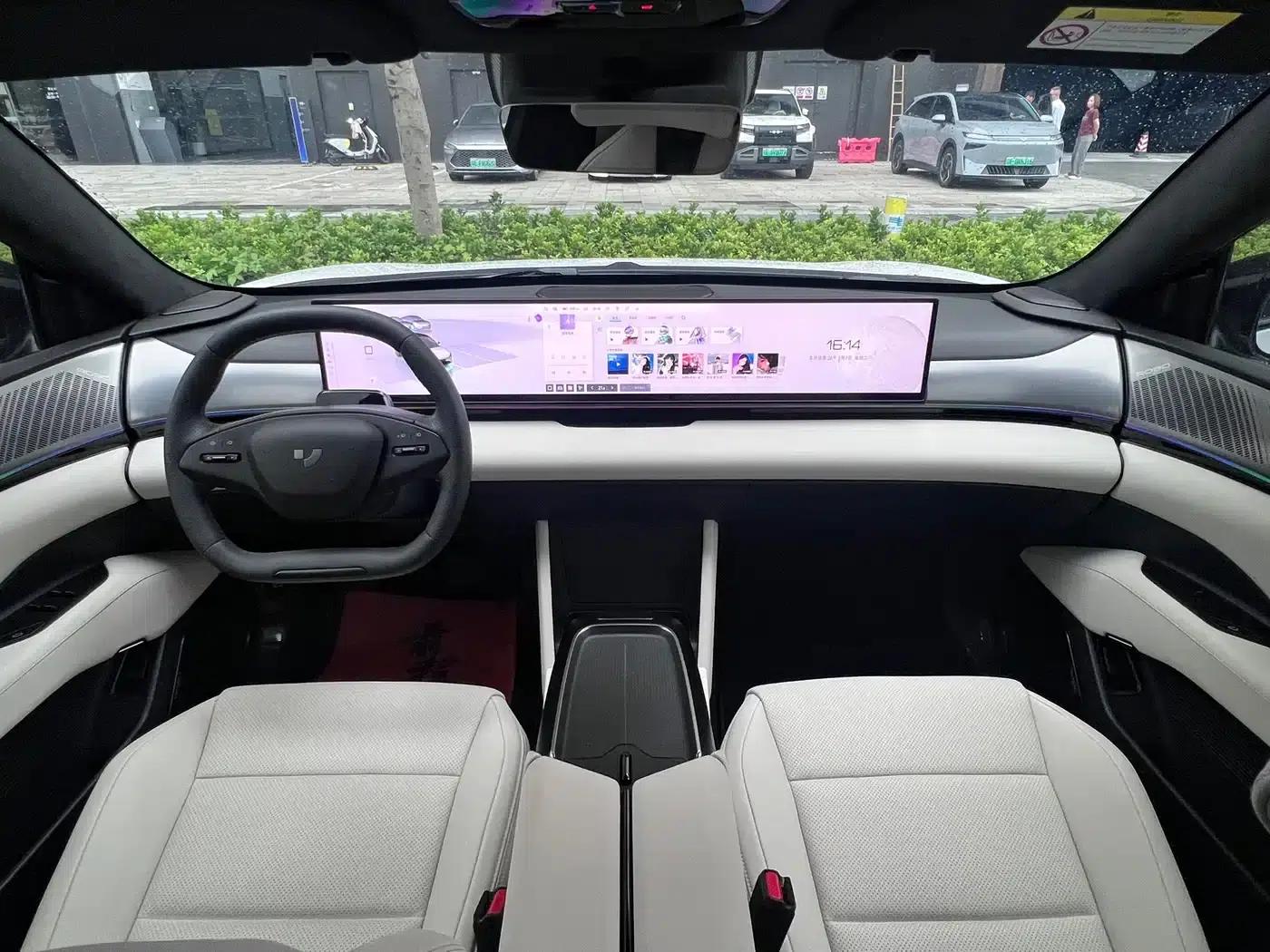 2024 Model X6 01 (Facelift) Max Long Range Edition — миниатюра 14