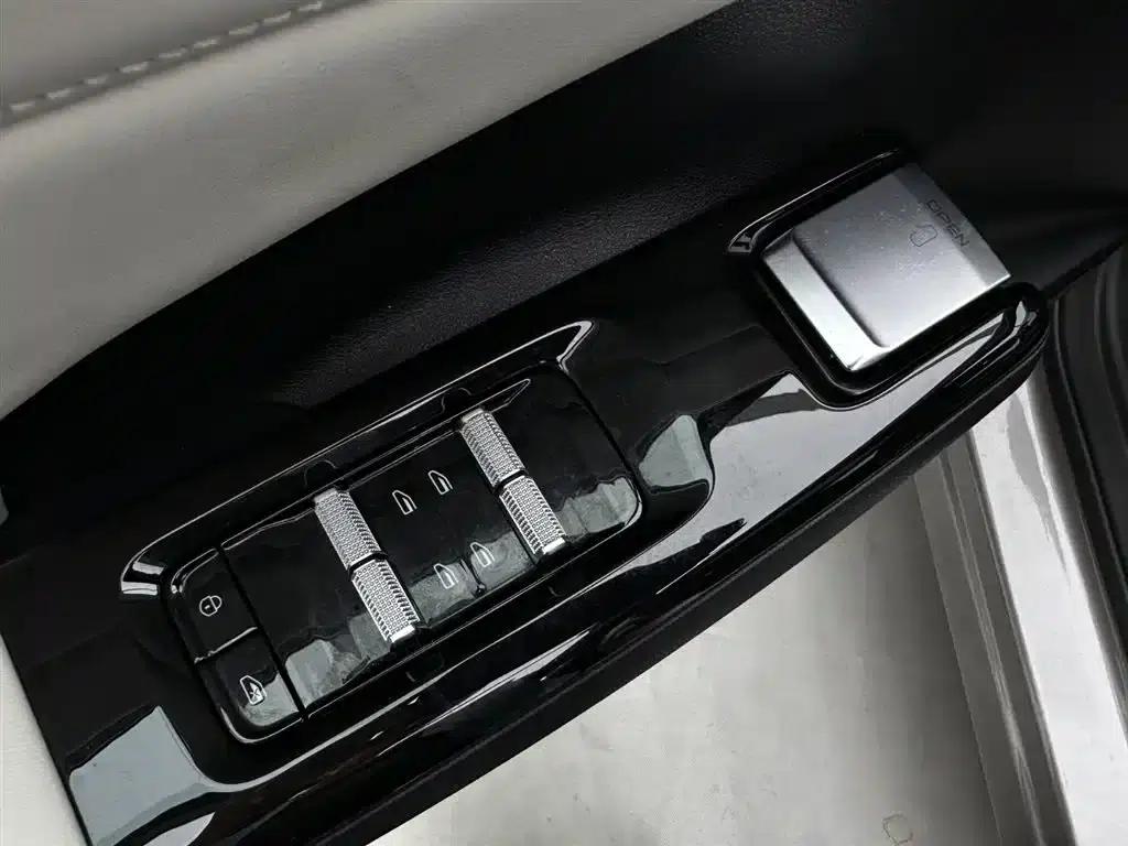 Galaxy L7 2024 1.5T 115km MAX Dragon Edition — миниатюра 25