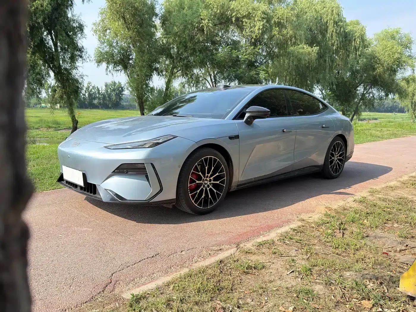 Galaxy E8 2025 Model 620km/h 4WD Starship LiDAR Intelligent Driving Edition — миниатюра 1