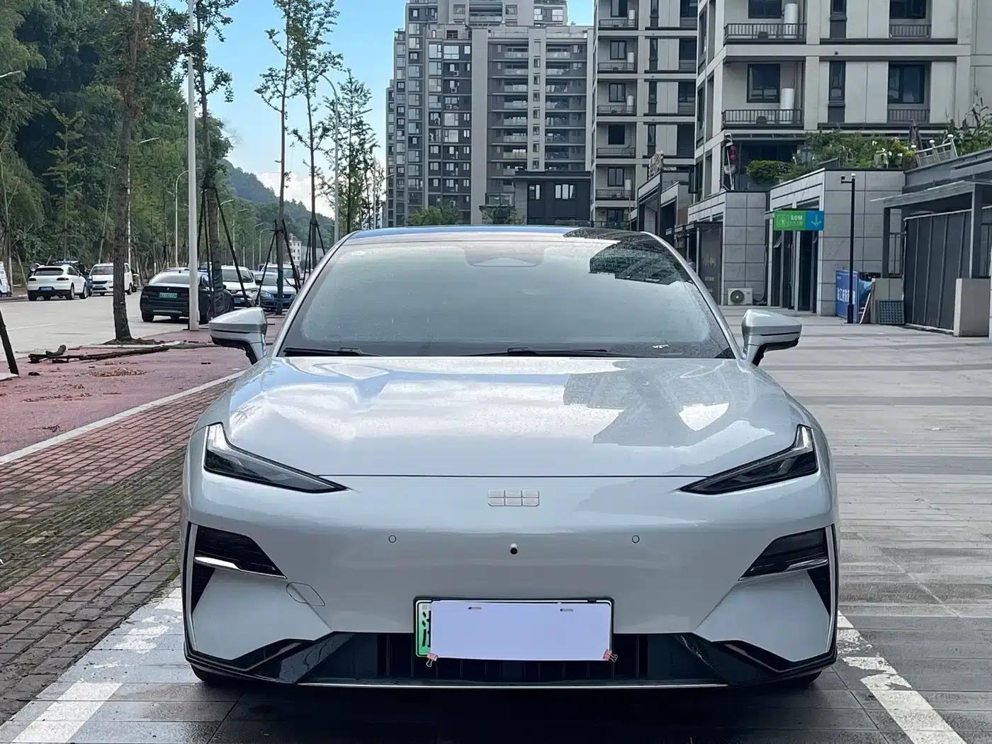Galaxy E8 2025 Model 700km Long-Range Intelligent Driving Edition — миниатюра 2
