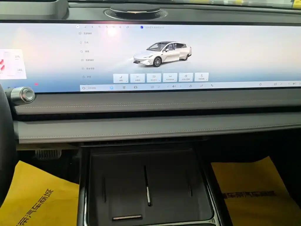 Galaxy E8 2025 Model 700km Long-Range Intelligent Driving Edition — миниатюра 13