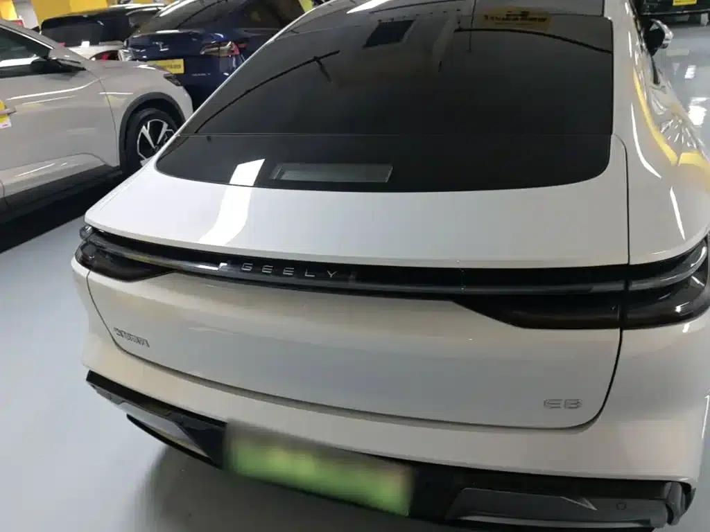 Galaxy E8 2025 Model 700km Long-Range Intelligent Driving Edition — миниатюра 6