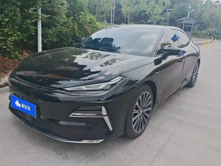 Galaxy Star 8 2025 Model 130km EM-i Flagship Edition — миниатюра 1