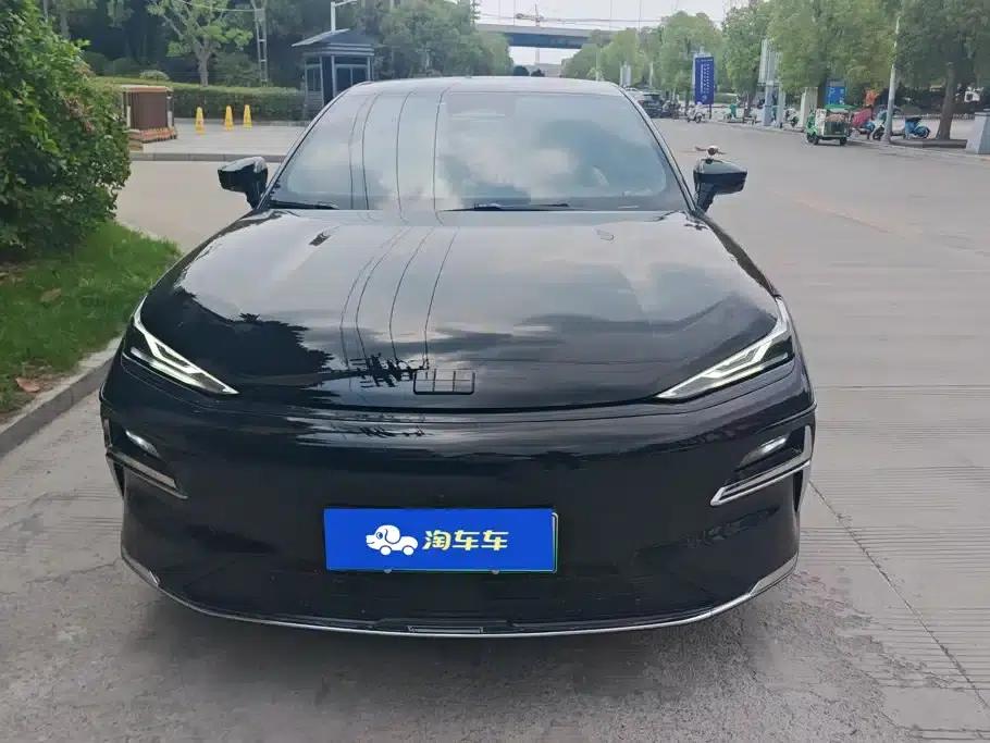 Galaxy Star 8 2025 Model 130km EM-i Flagship Edition — миниатюра 2