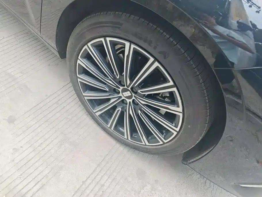 Galaxy Star 8 2025 Model 130km EM-i Flagship Edition — миниатюра 6