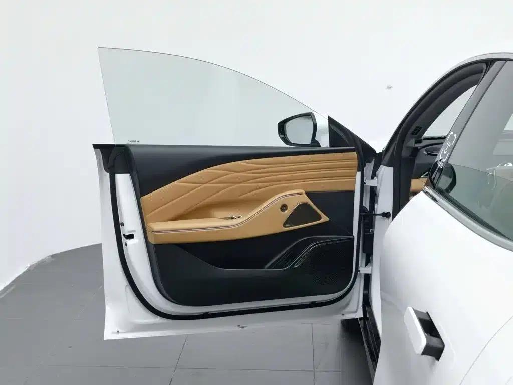 Galaxy Star 8 2025 Model 130km EM-i Premium Edition — миниатюра 8