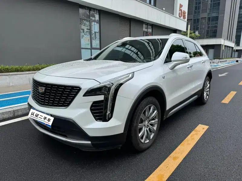 2018 Cadillac XT4 28T Two-Wheel Drive Premium Edition — миниатюра 1