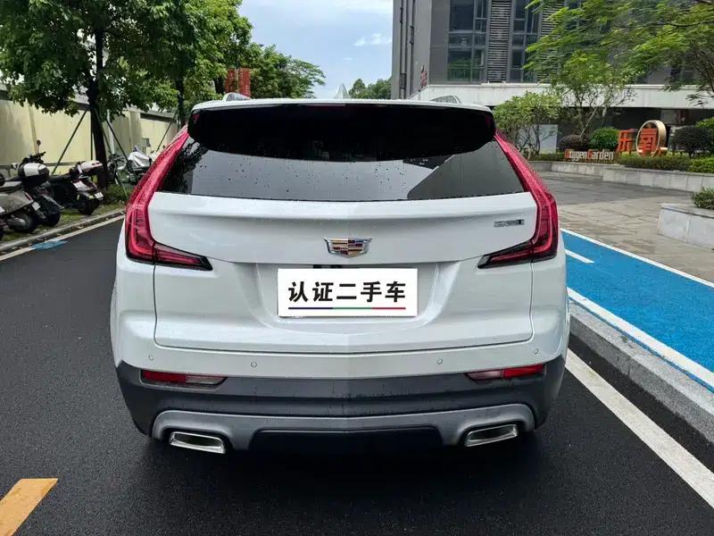 2018 Cadillac XT4 28T Two-Wheel Drive Premium Edition — миниатюра 5