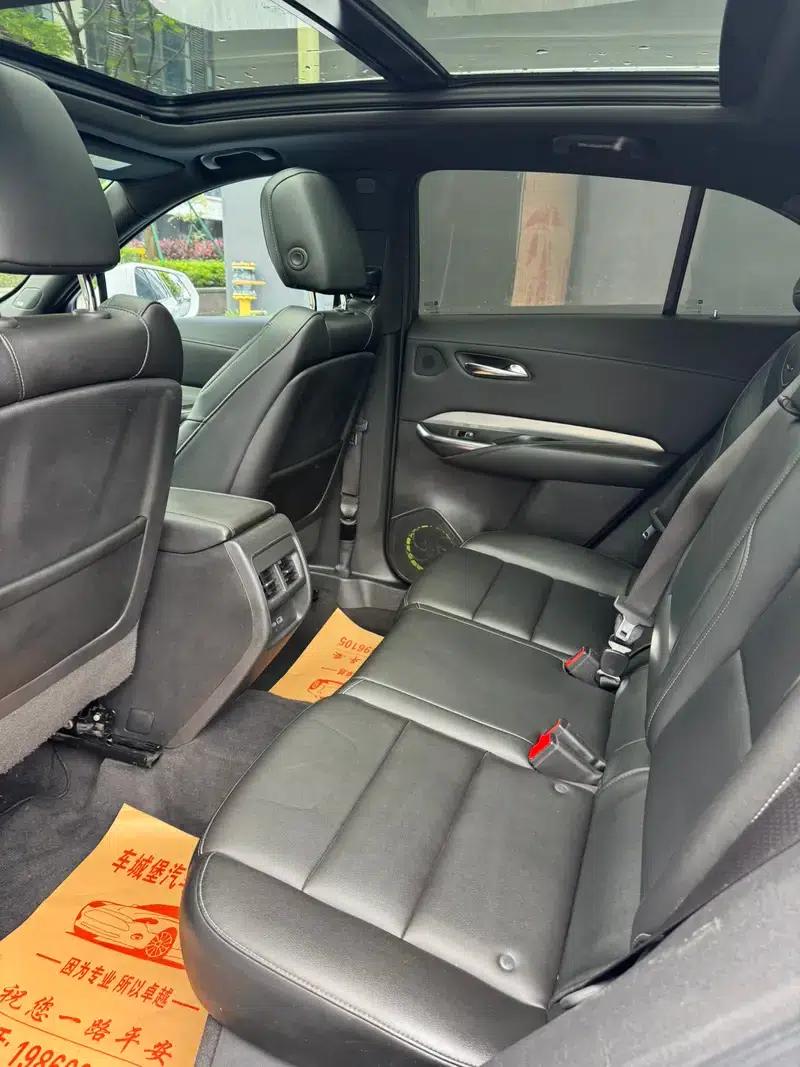 2018 Cadillac XT4 28T Two-Wheel Drive Premium Edition — миниатюра 9