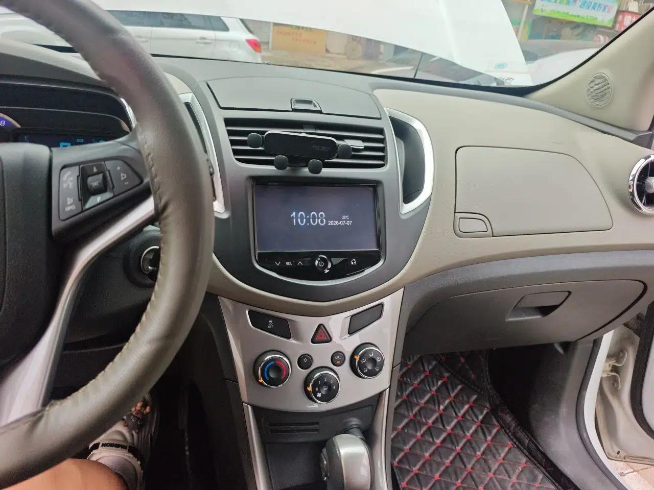Chevrolet Trax 2014 1.4T Automatic Two-Wheel Drive Luxury Model — миниатюра 13