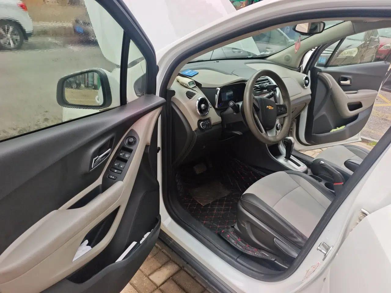Chevrolet Trax 2014 1.4T Automatic Two-Wheel Drive Luxury Model — миниатюра 16