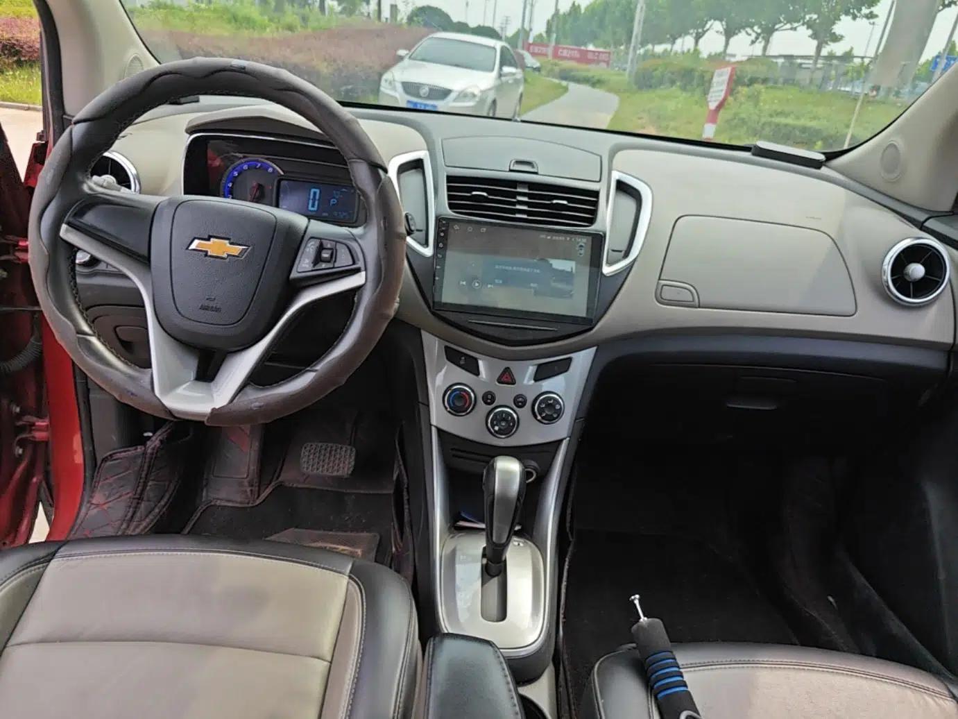 Chevrolet Trax 2014 1.4T Automatic All-Wheel Drive Flagship Version — миниатюра 17