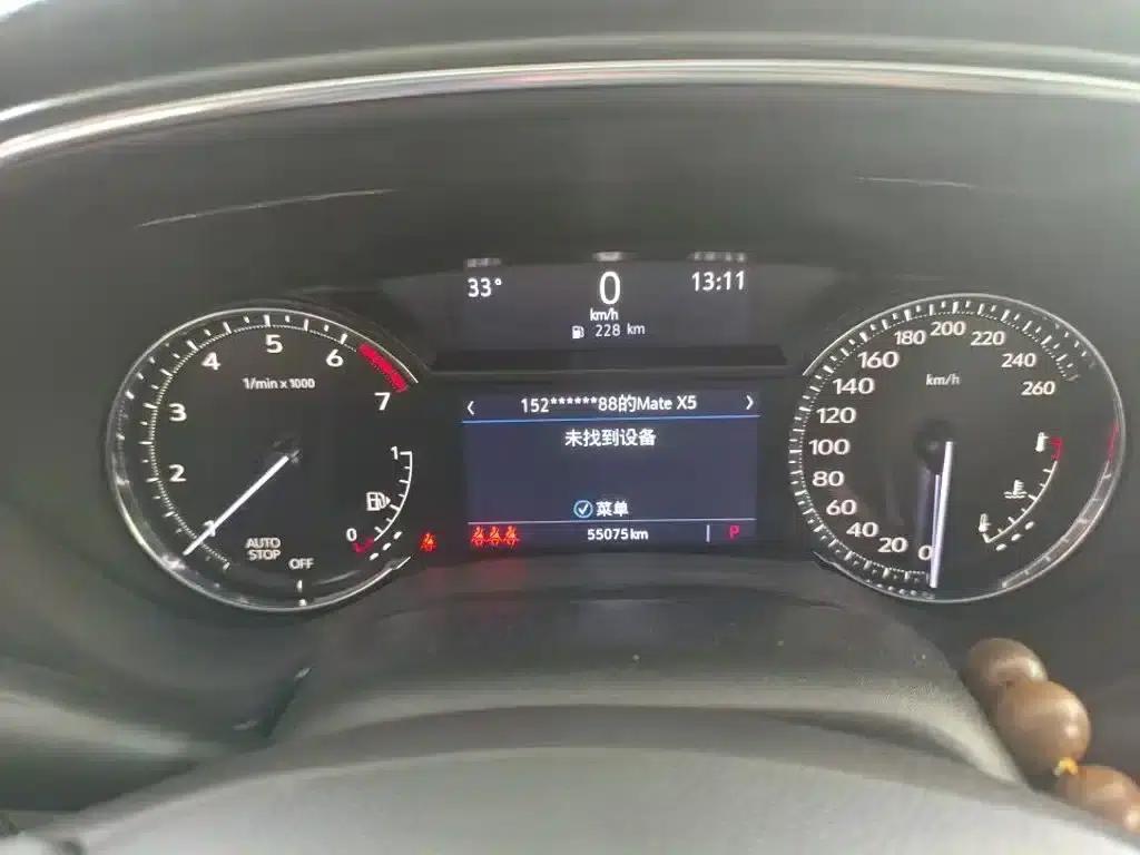 2021 Cadillac CT5 28T Luxury — миниатюра 4