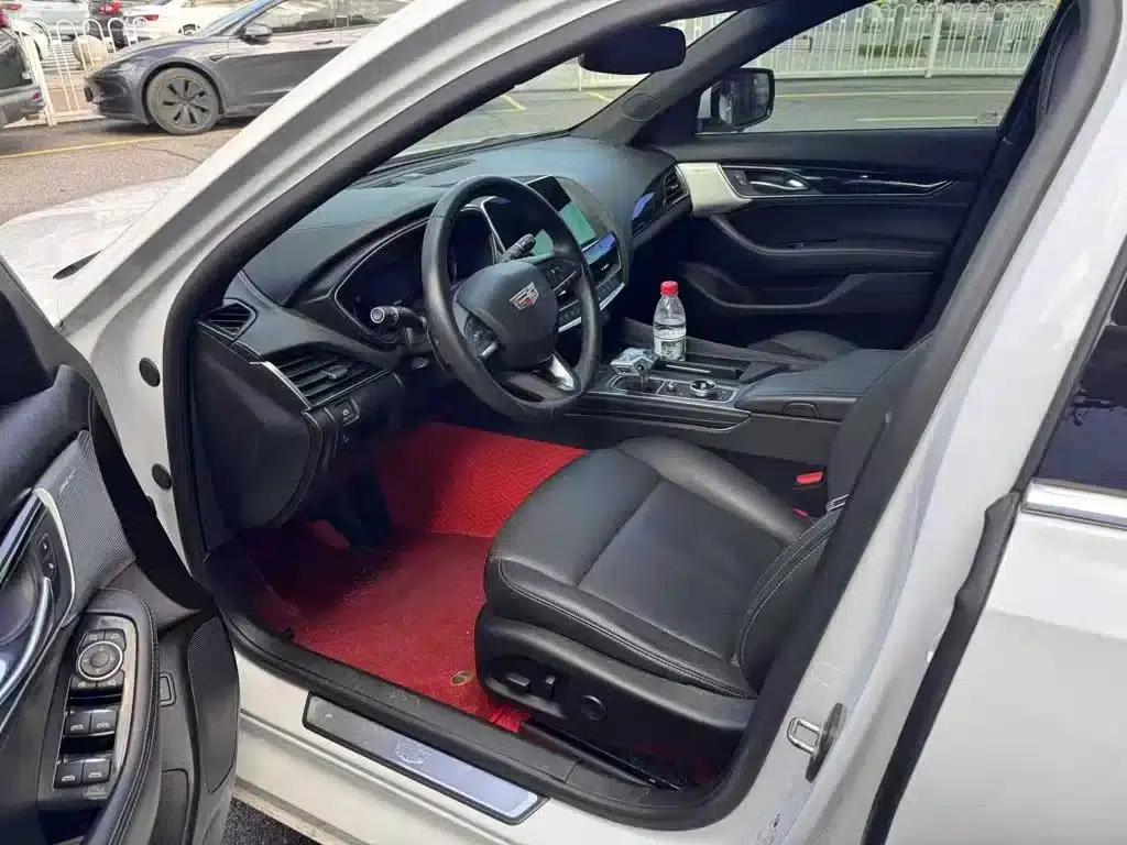2021 Cadillac CT5 28T Luxury — миниатюра 6