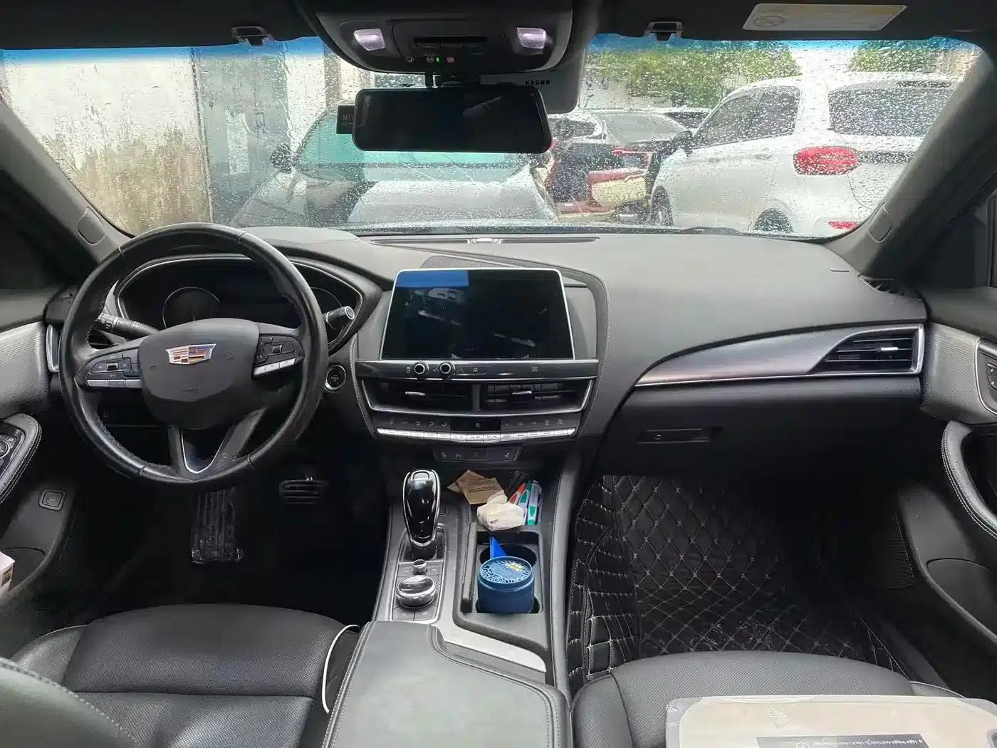 2021 Cadillac CT5 28T Luxury — миниатюра 4