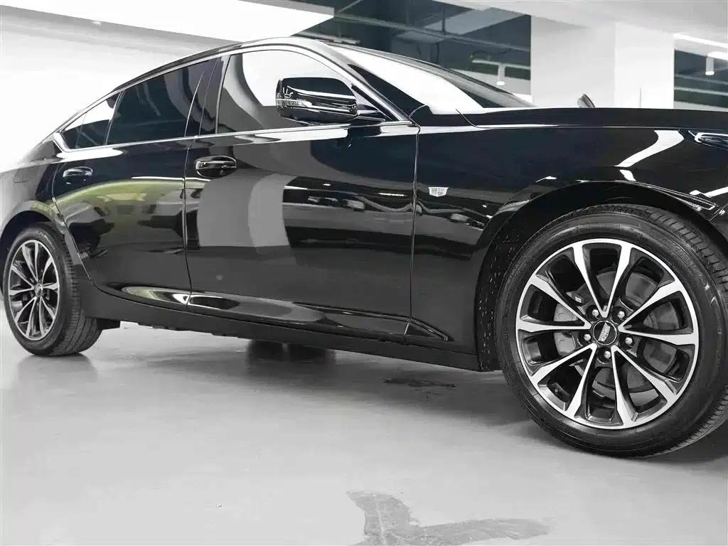 2025 Cadillac CT5 28T City Sport Edition — миниатюра 14