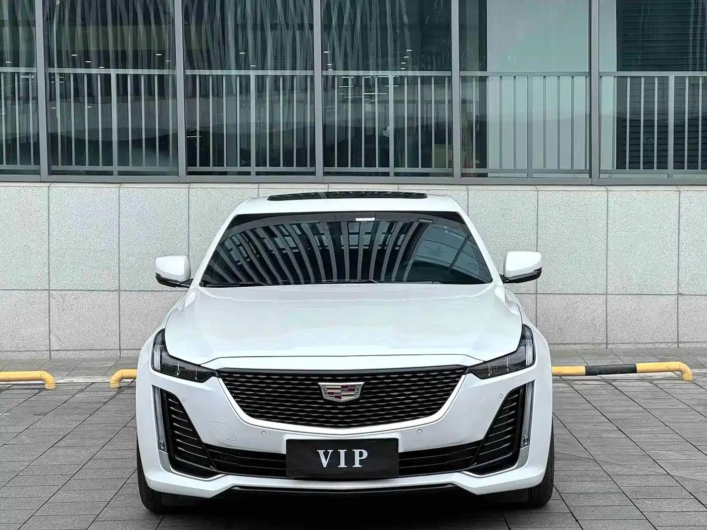2023 Cadillac CT5 28T Luxury (Standard Edition) — миниатюра 2