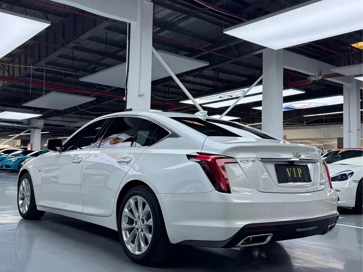 2023 Cadillac CT5 28T Luxury (Standard Edition) — миниатюра 17