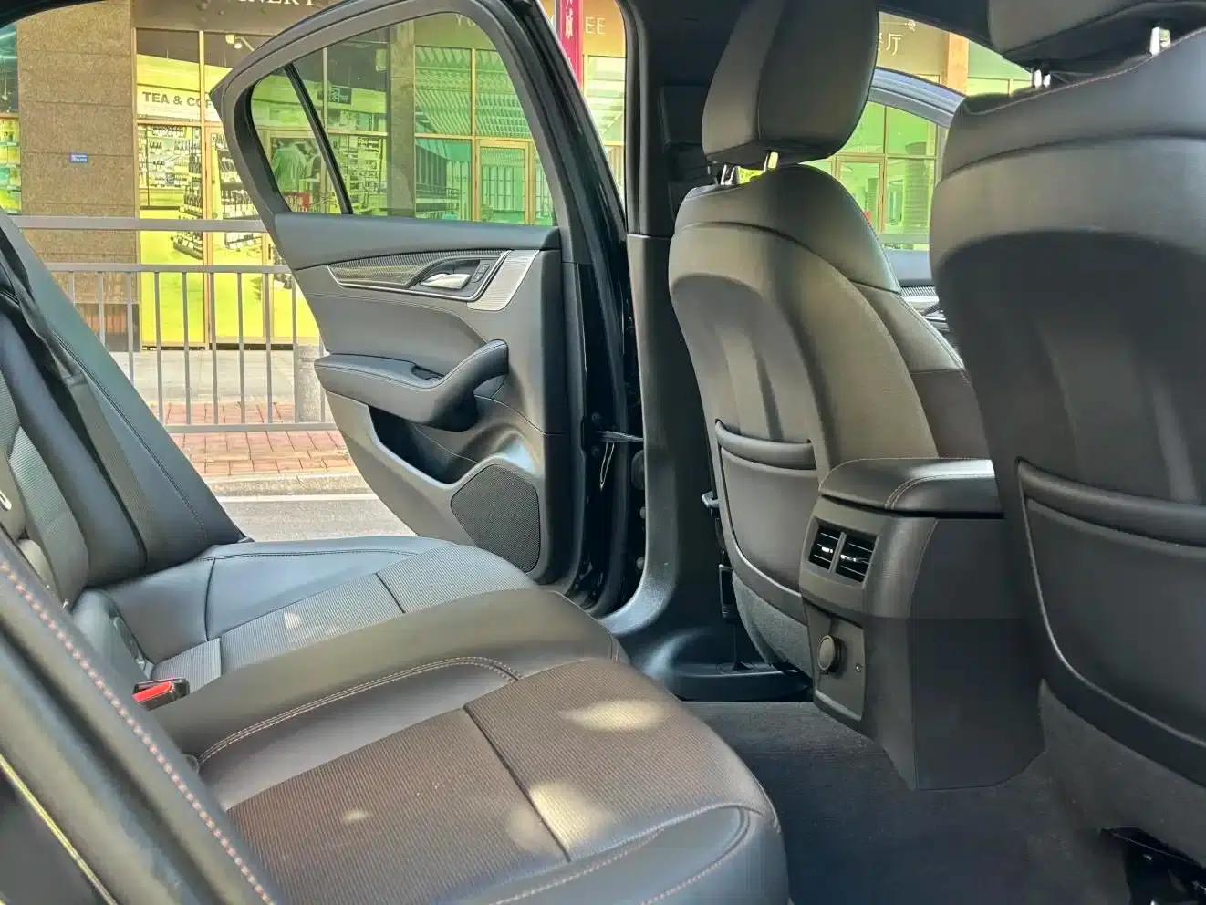 Cadillac CT5 2021 28T Platinum Sport — миниатюра 17