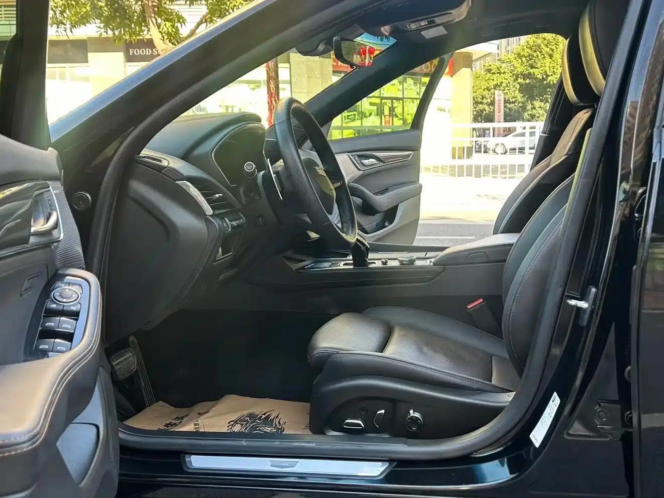 Cadillac CT5 2021 28T Platinum Sport — миниатюра 8