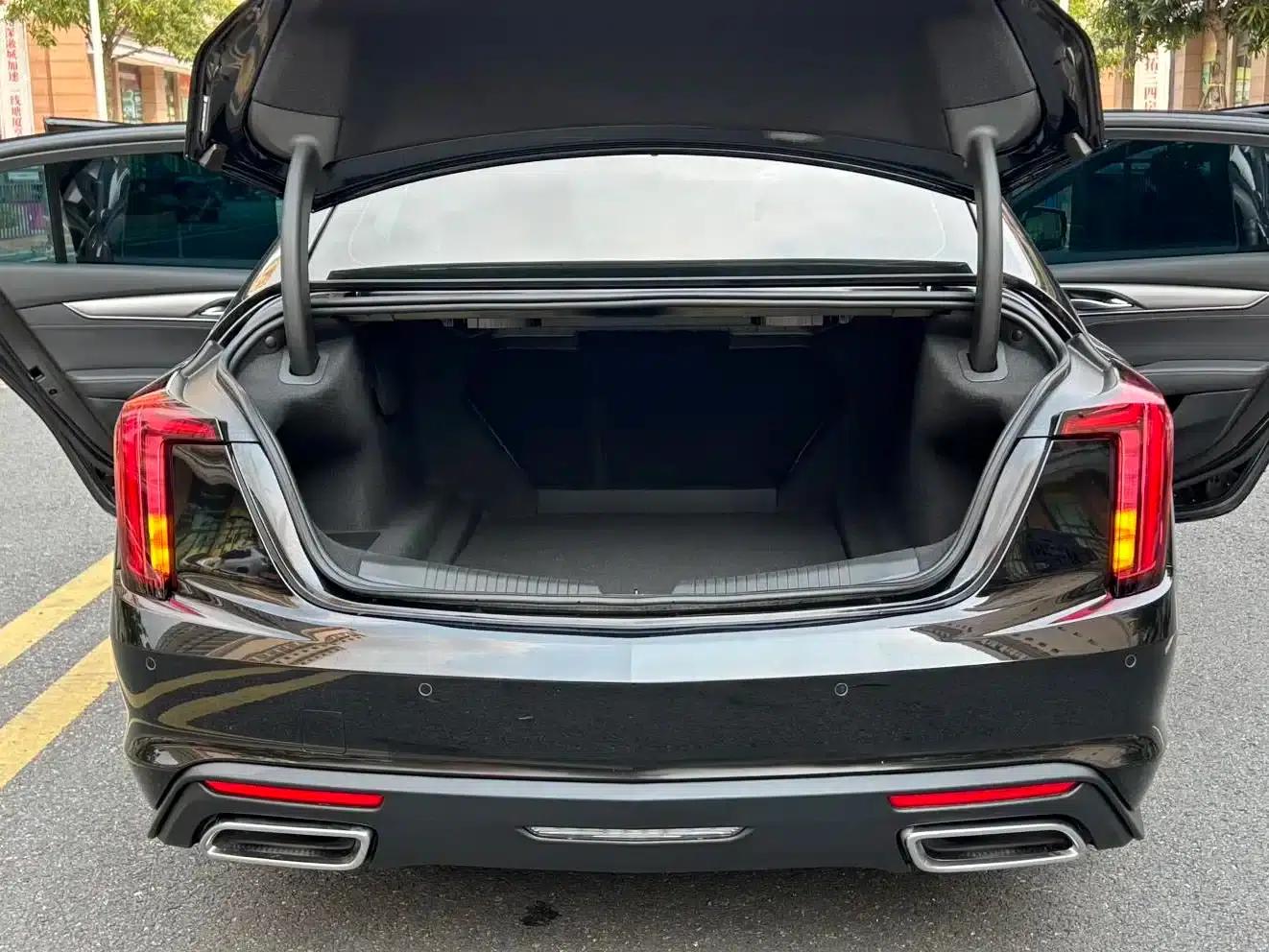 2024 Cadillac CT5 28T Luxury Pro — миниатюра 14