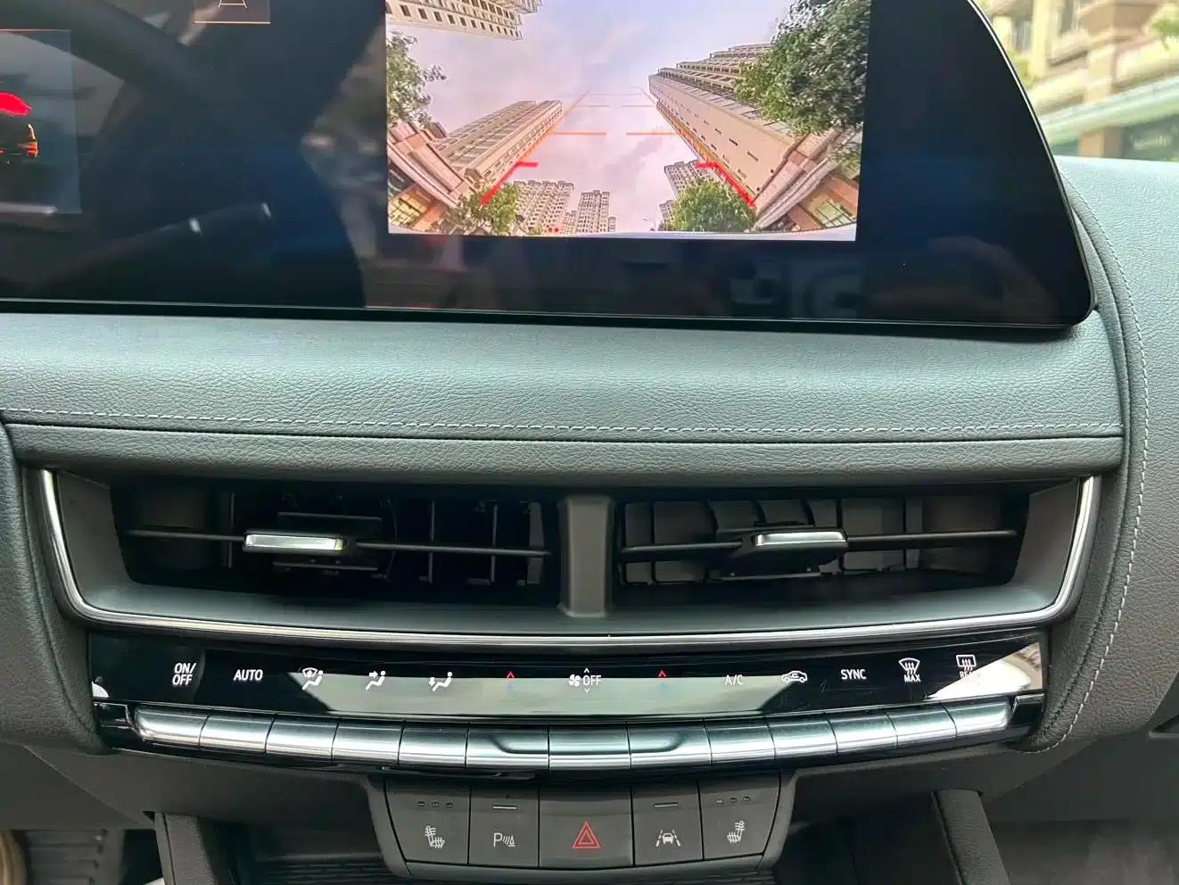 2024 Cadillac CT5 28T Luxury Pro — миниатюра 29