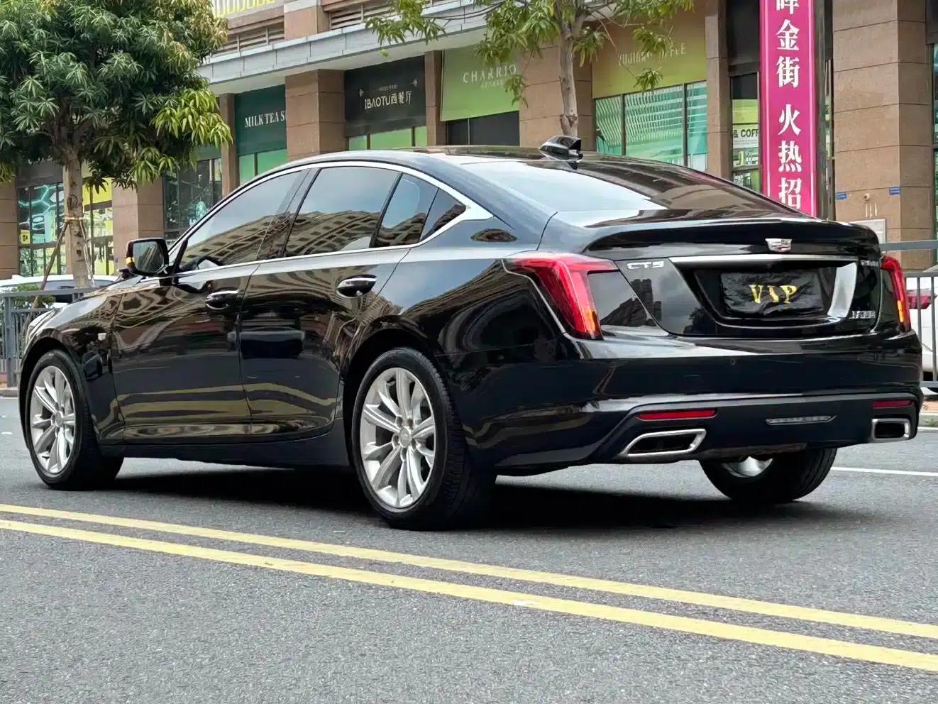 2024 Cadillac CT5 28T Luxury Pro — миниатюра 6