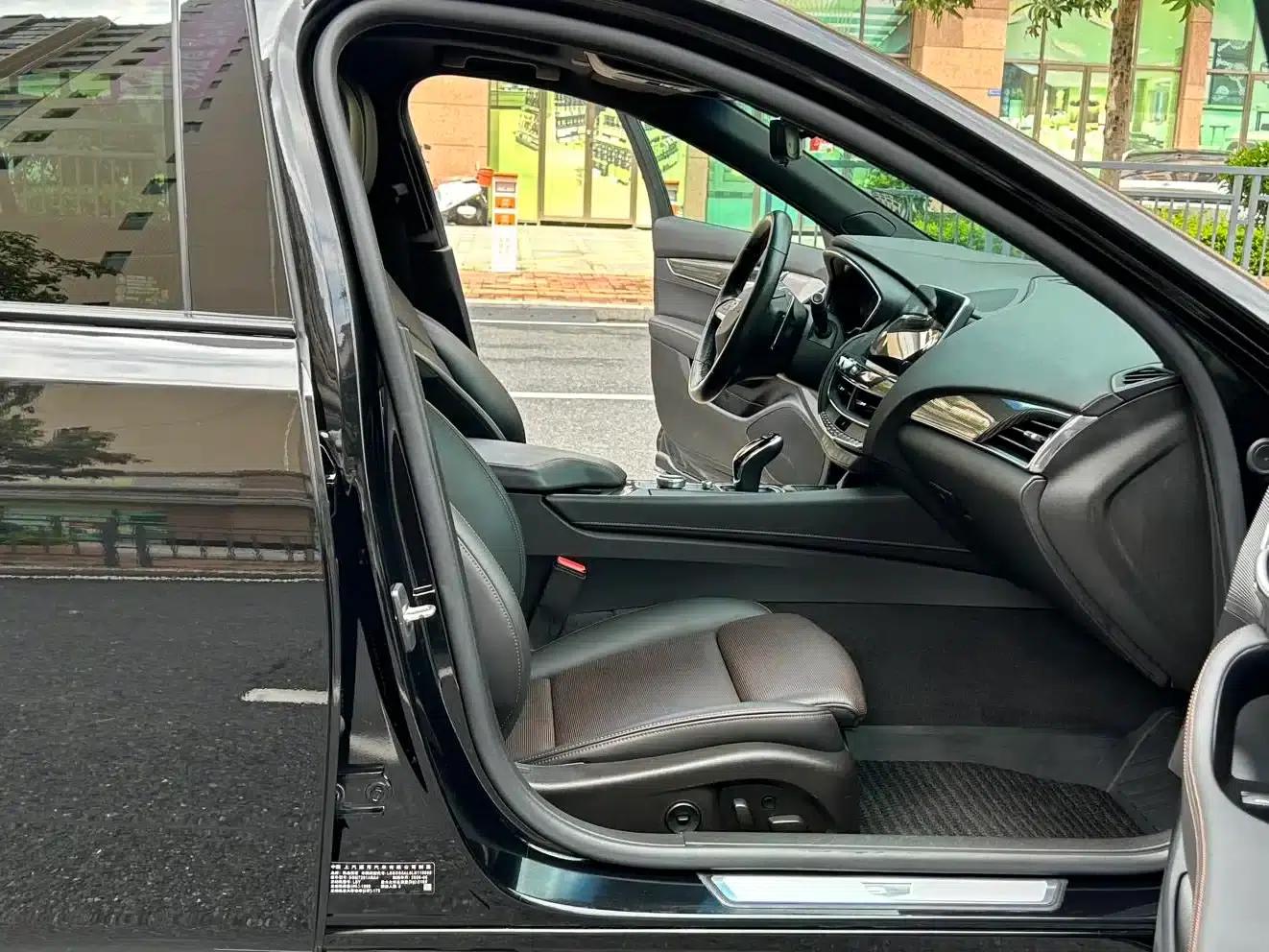Cadillac CT5 2020 28T Platinum Sport Edition — миниатюра 9