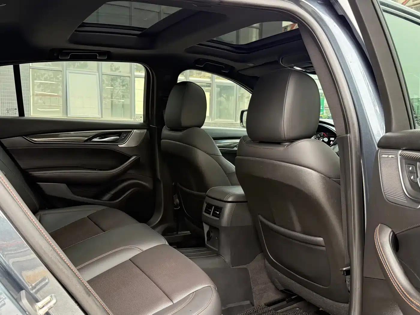 Cadillac CT5 2021 28T Platinum Sport — миниатюра 11