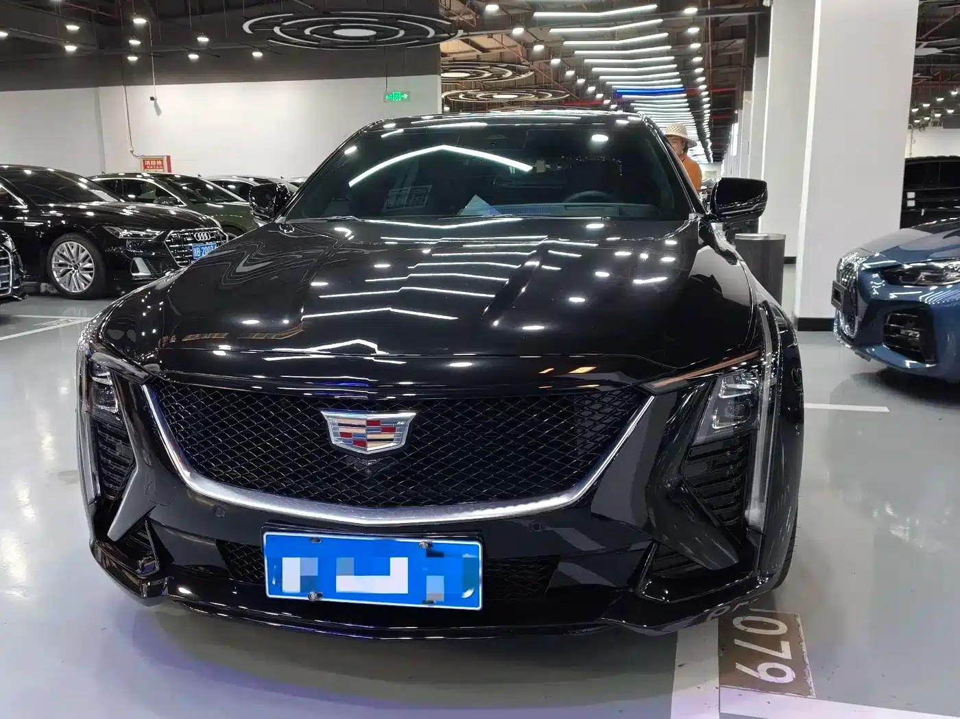2023 Cadillac CT5 28T Luxury (Standard Edition) — миниатюра 2