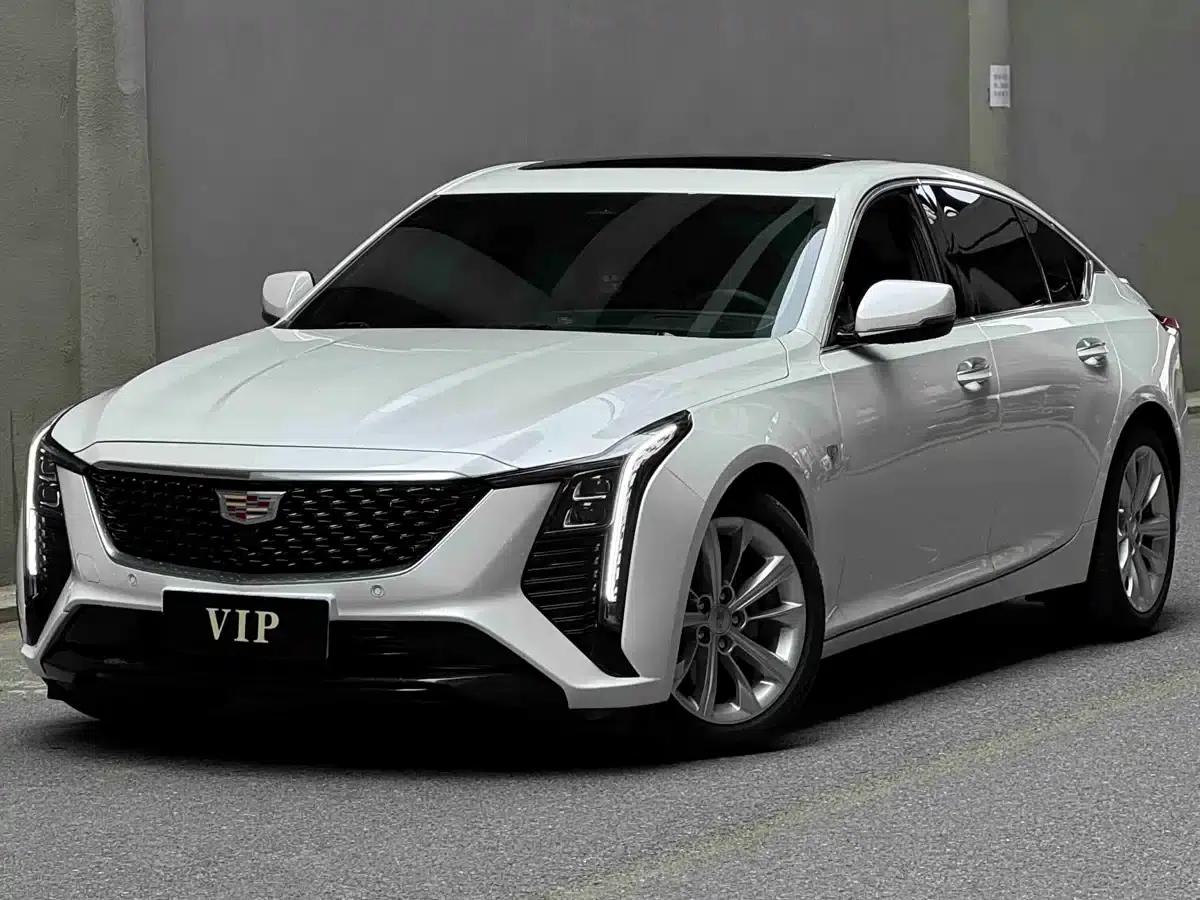 2024 Cadillac CT5 28T Luxury Pro — миниатюра 1