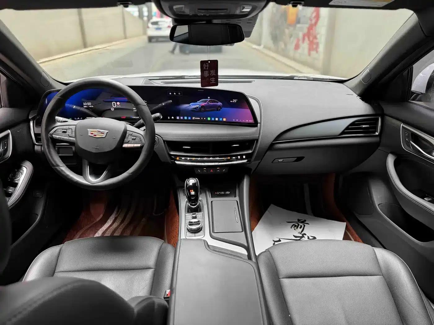 2024 Cadillac CT5 28T Luxury Pro — миниатюра 11