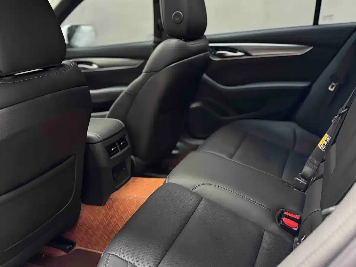 2024 Cadillac CT5 28T Luxury Pro — миниатюра 10