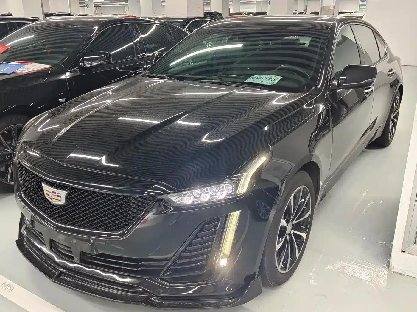 2024 Cadillac CT5 28T Luxury — миниатюра 1