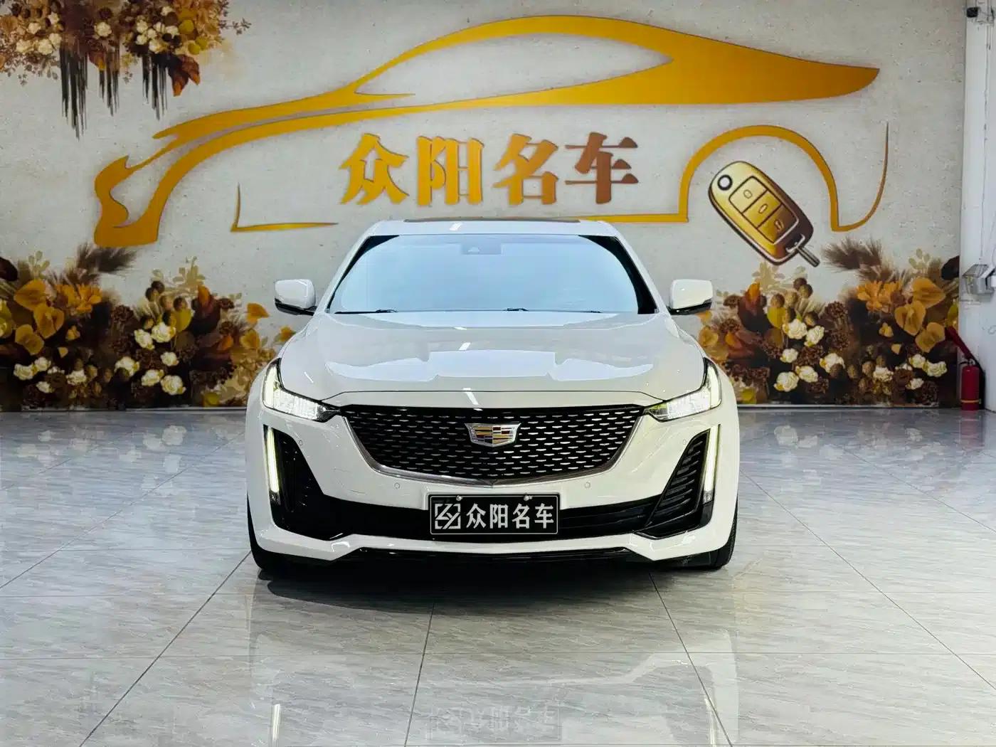 2022 Cadillac CT5 28T Luxury — миниатюра 2