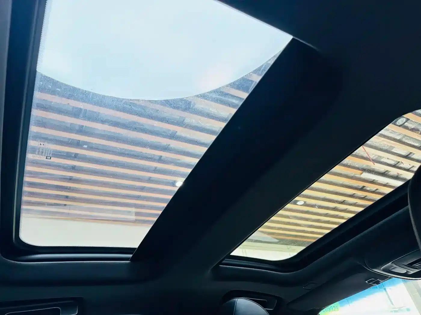 2022 Cadillac CT5 28T Luxury — миниатюра 14
