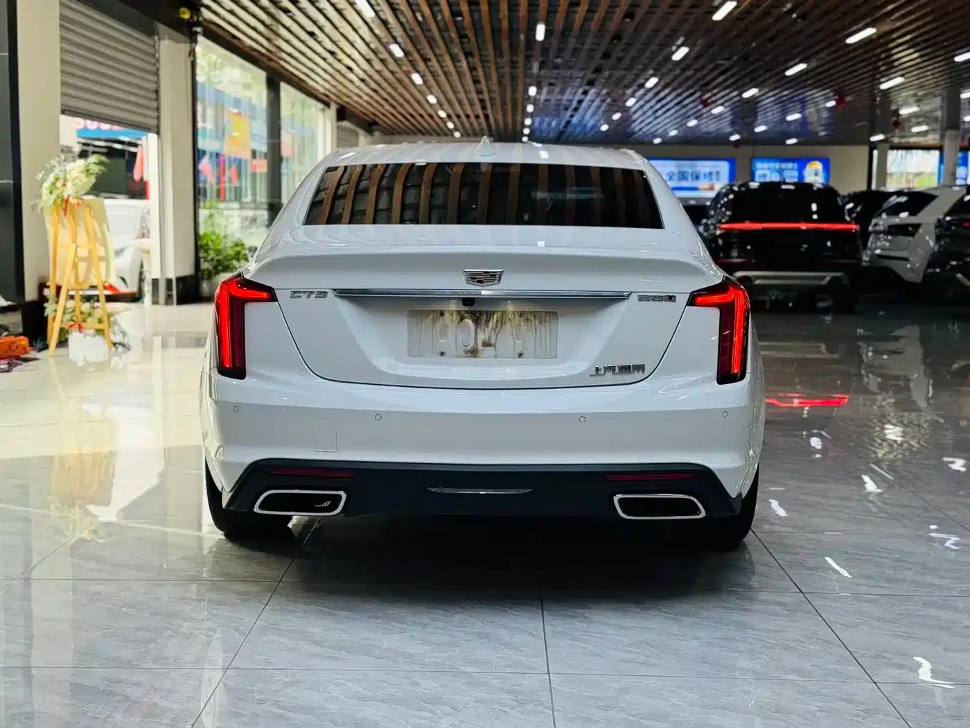 2022 Cadillac CT5 28T Luxury — миниатюра 20