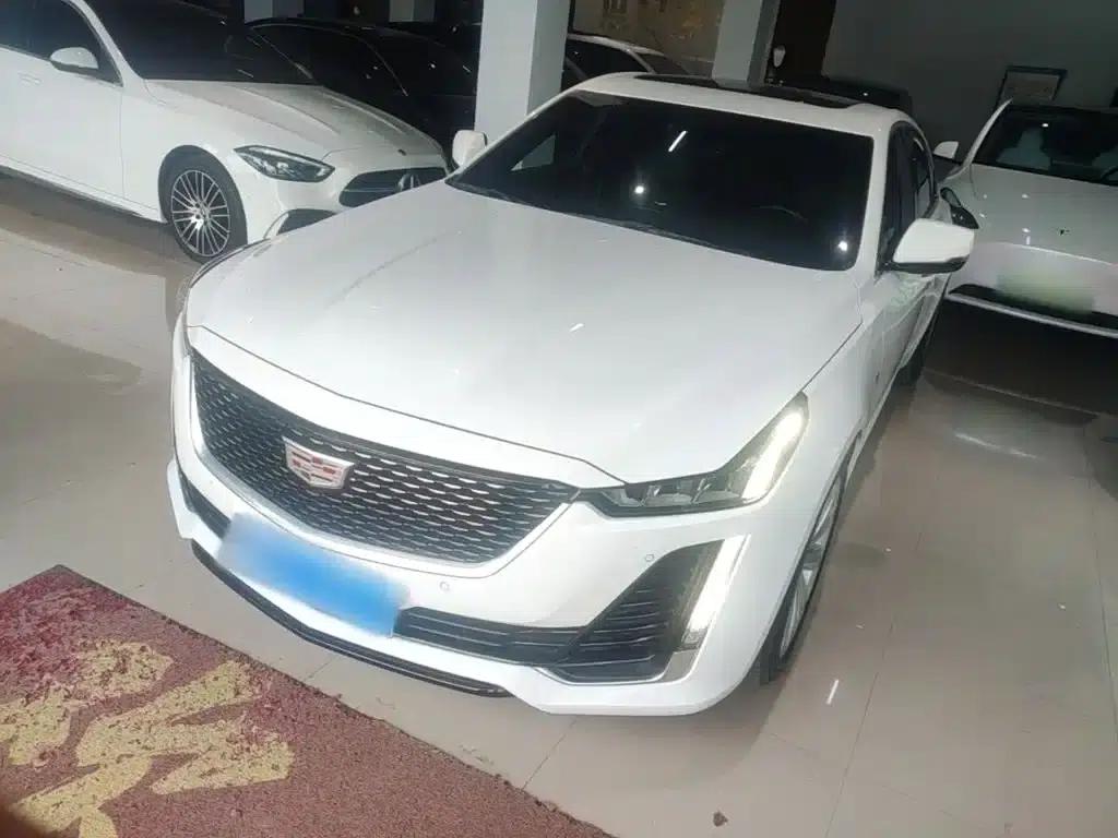 2020 Cadillac CT5 28T Luxury — миниатюра 2