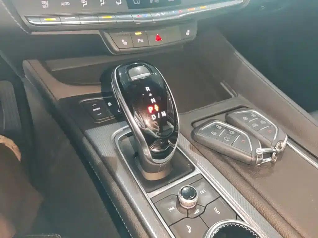 2020 Cadillac CT5 28T Luxury — миниатюра 14