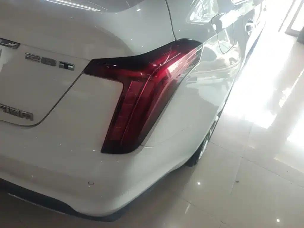 2020 Cadillac CT5 28T Luxury — миниатюра 8