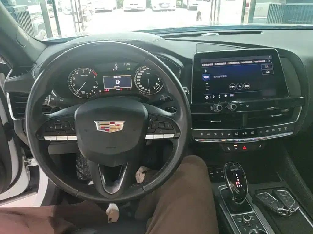 2020 Cadillac CT5 28T Luxury — миниатюра 10