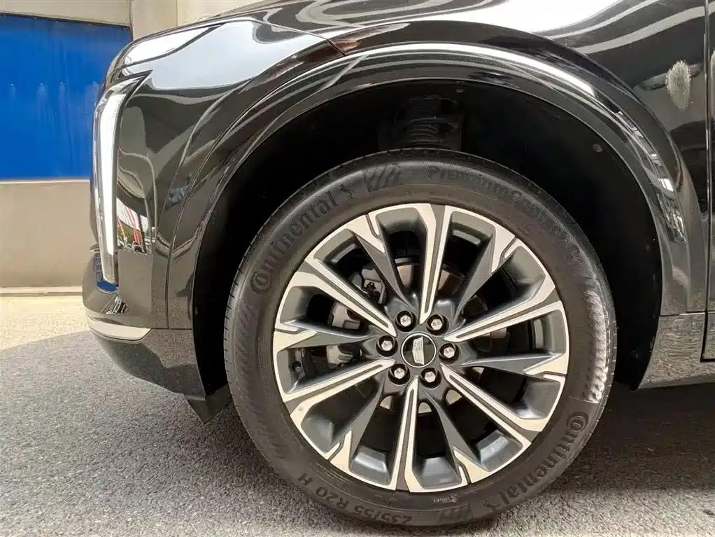 Cadillac XT5 2025 2.0T Metropolitan Edition — миниатюра 6