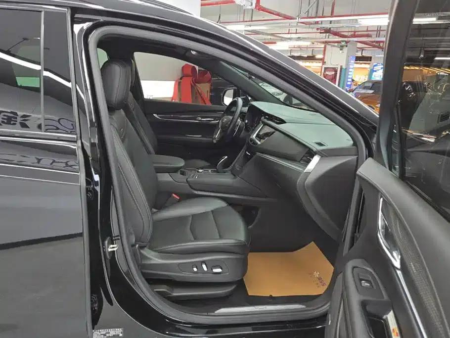 Cadillac XT5 2022 2.0T AWD Luxury (Hummingbird Edition) — миниатюра 8