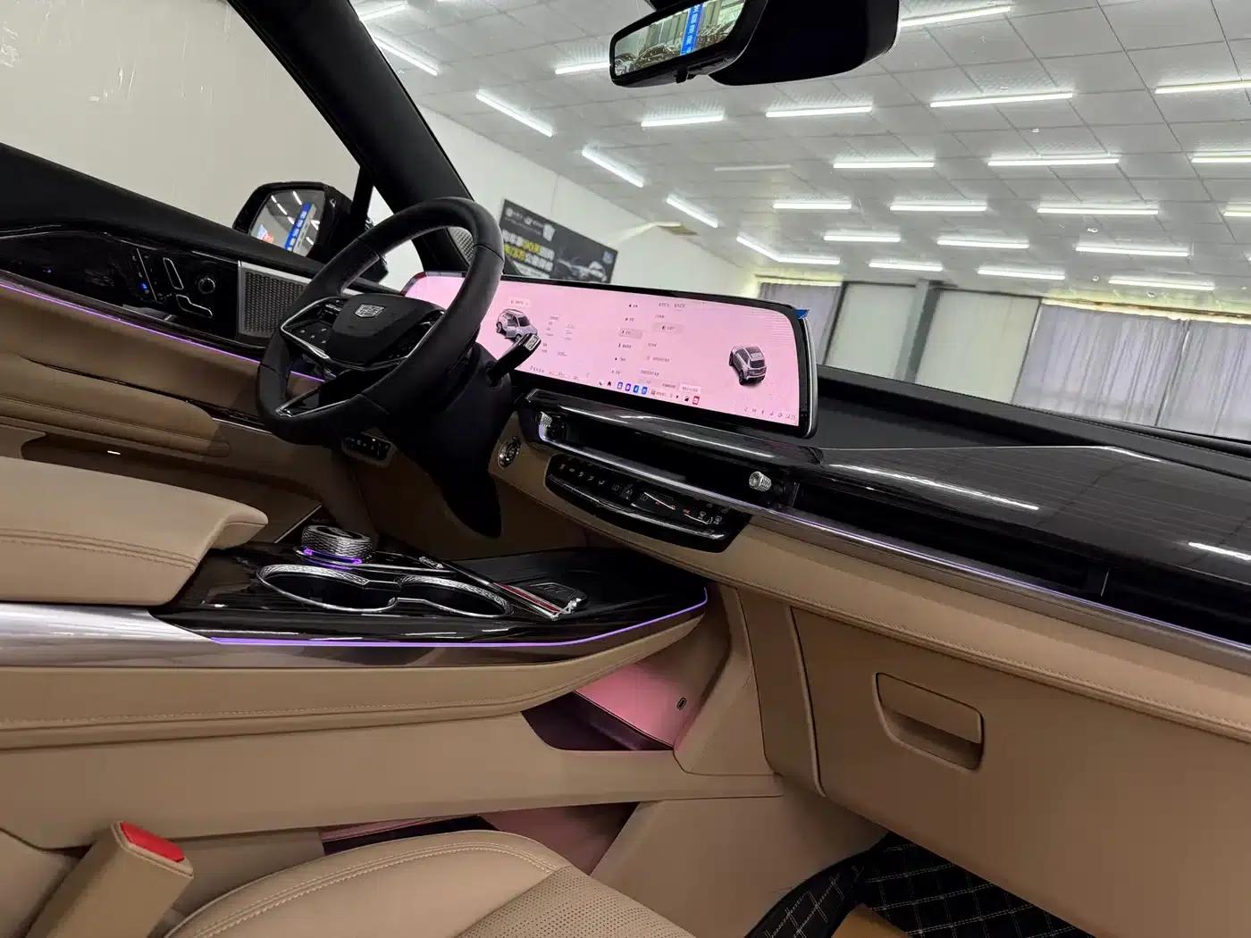 Cadillac XT5 2025 2.0T Premium — миниатюра 7