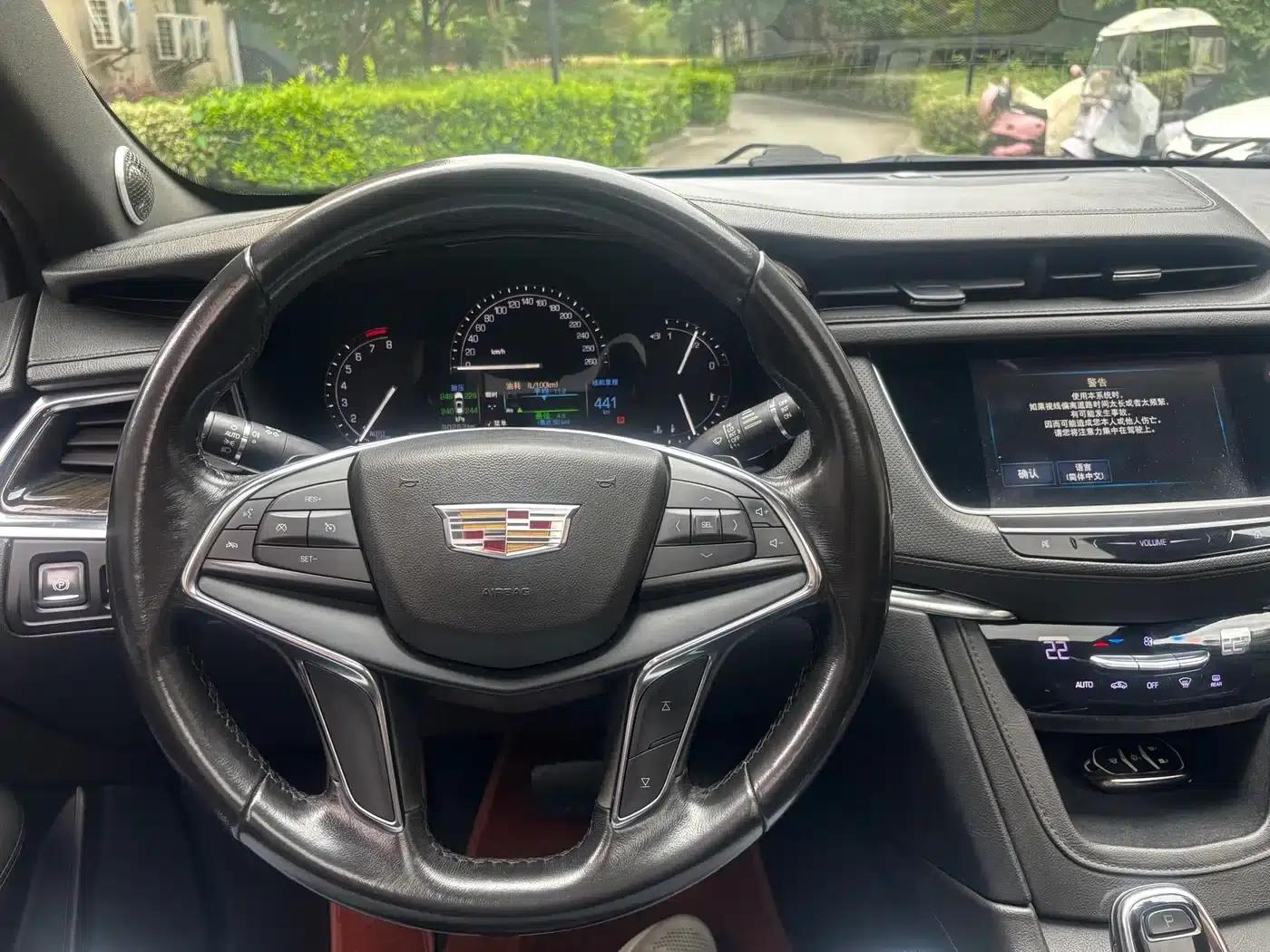 Cadillac XT5 2018 25T Technology Edition — миниатюра 8