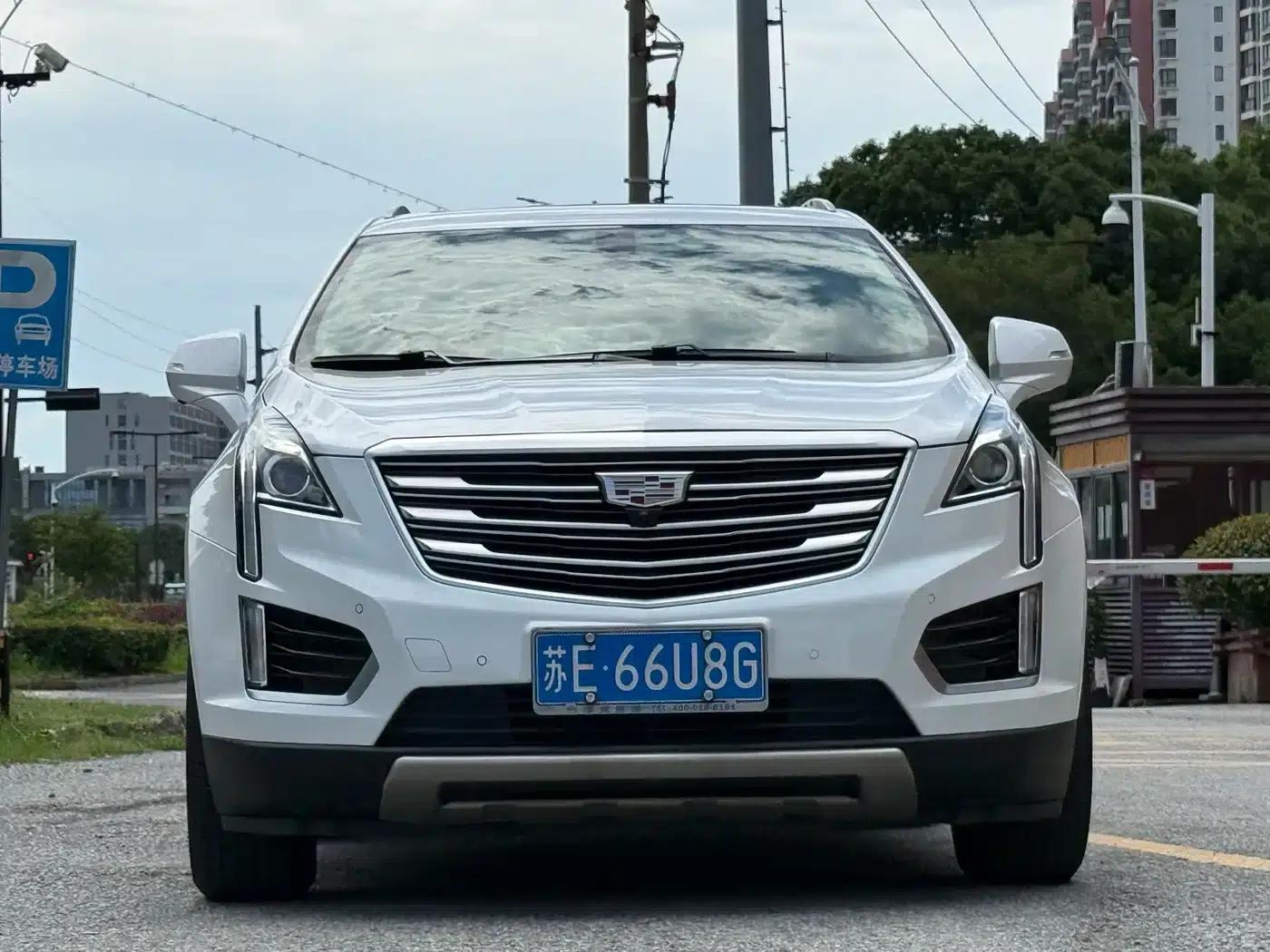 2016 Cadillac XT5 25T Luxury — миниатюра 1