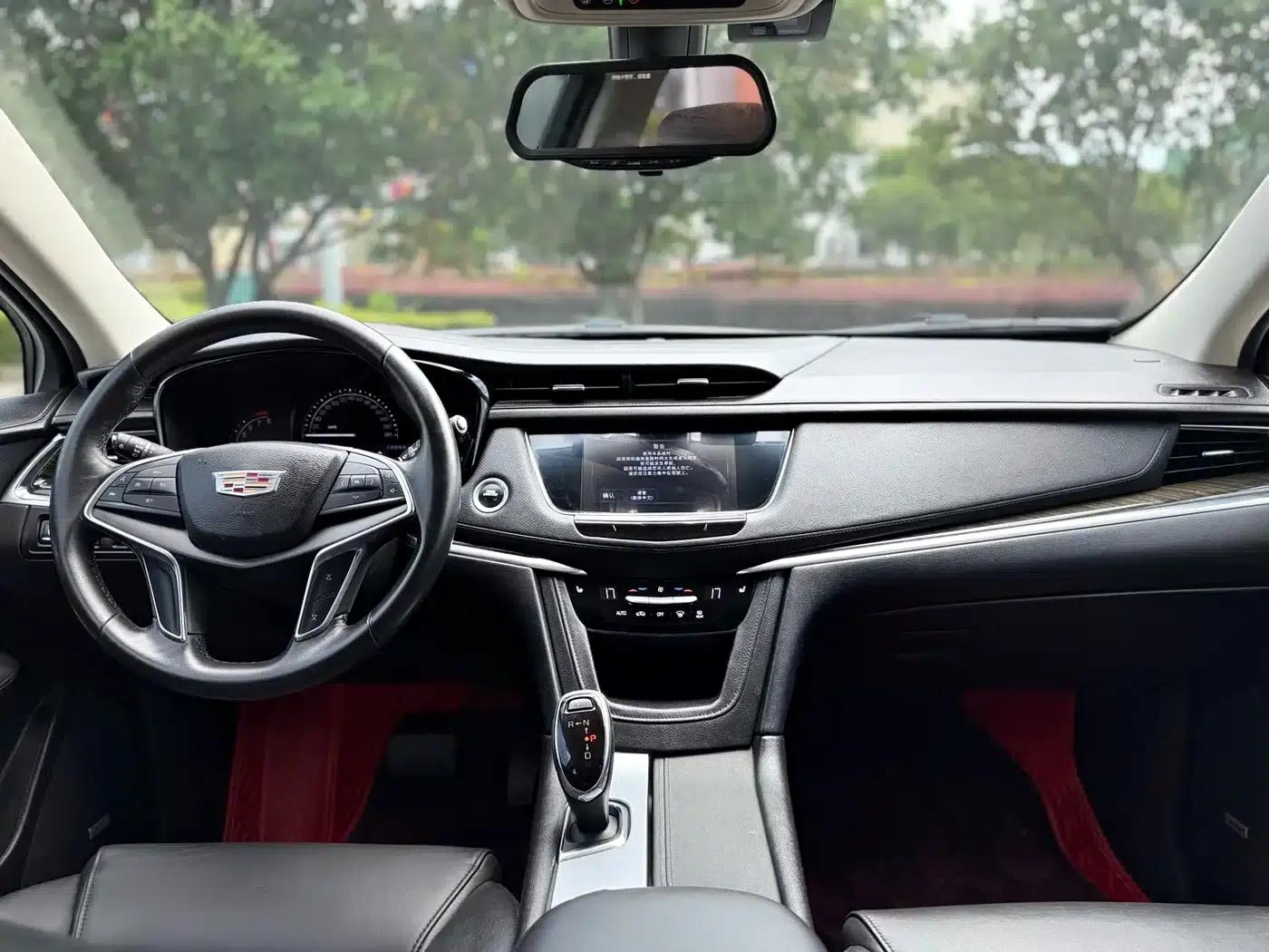 2016 Cadillac XT5 25T Luxury — миниатюра 17