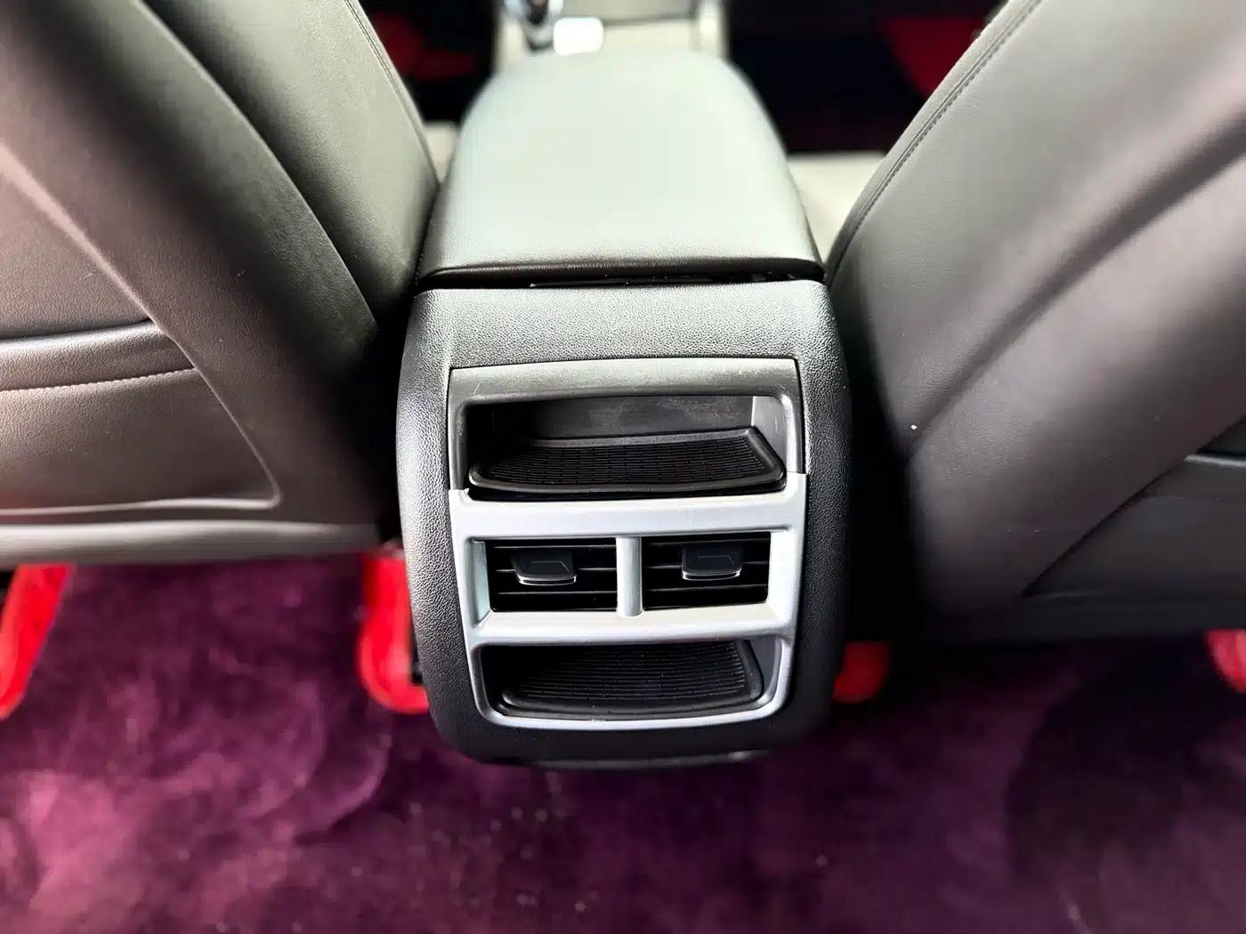 2016 Cadillac XT5 25T Luxury — миниатюра 21