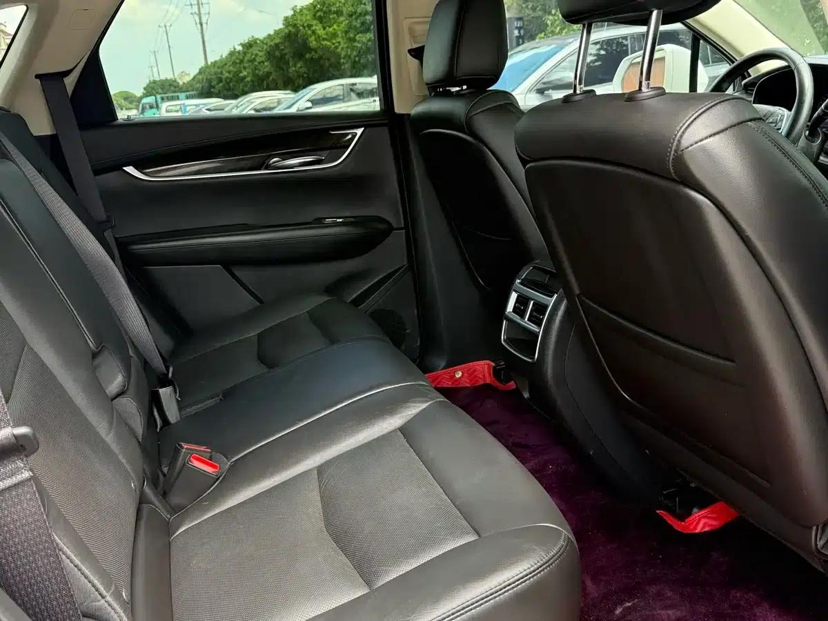 2016 Cadillac XT5 25T Luxury — миниатюра 24
